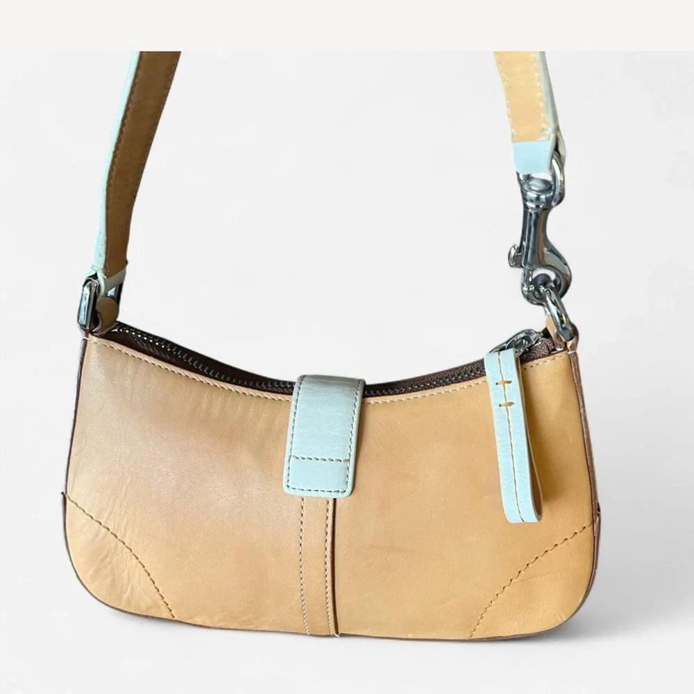 Vintage Coach Tan Leather Y2K Hobo Buckle (extremely rare,‎ COA included)